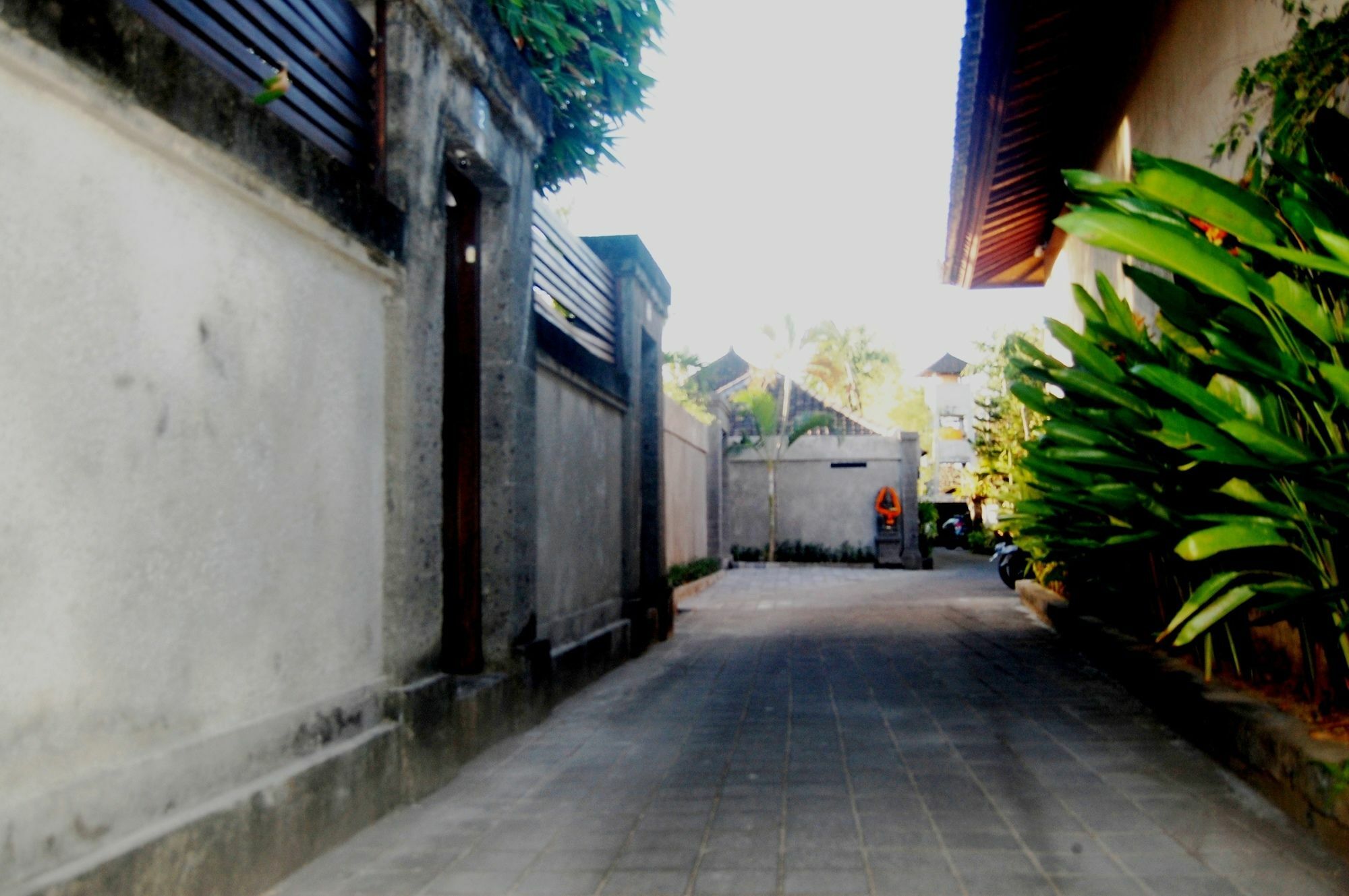 Pondok Alit Resort Seminyak  Exterior photo